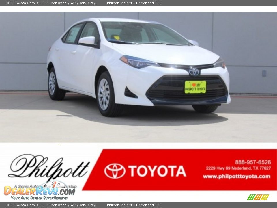2018 Toyota Corolla LE Super White / Ash/Dark Gray Photo #1