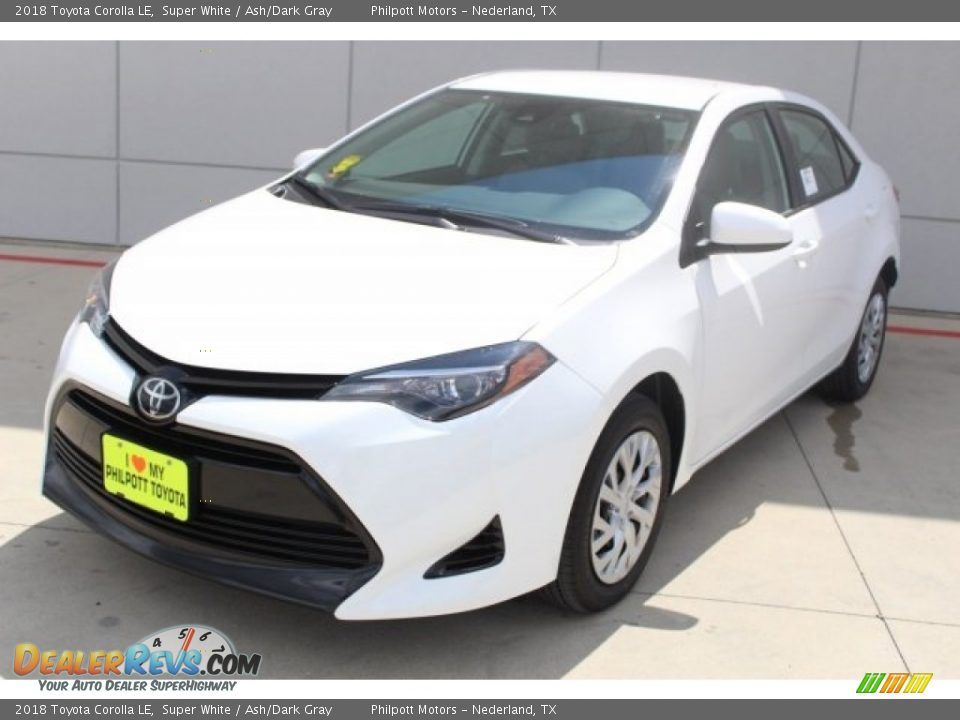 2018 Toyota Corolla LE Super White / Ash/Dark Gray Photo #3