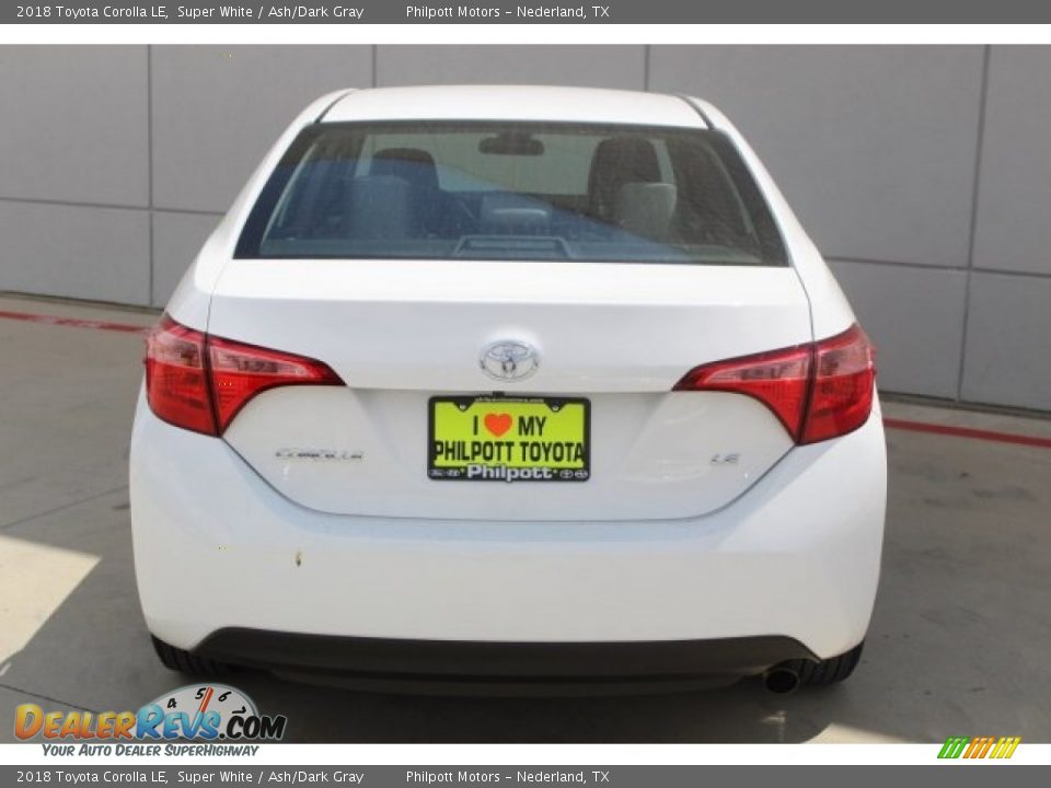 2018 Toyota Corolla LE Super White / Ash/Dark Gray Photo #7