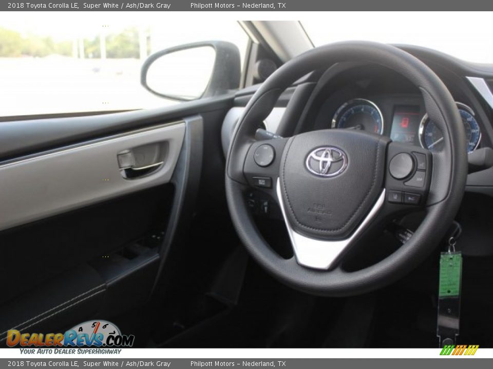 2018 Toyota Corolla LE Super White / Ash/Dark Gray Photo #20