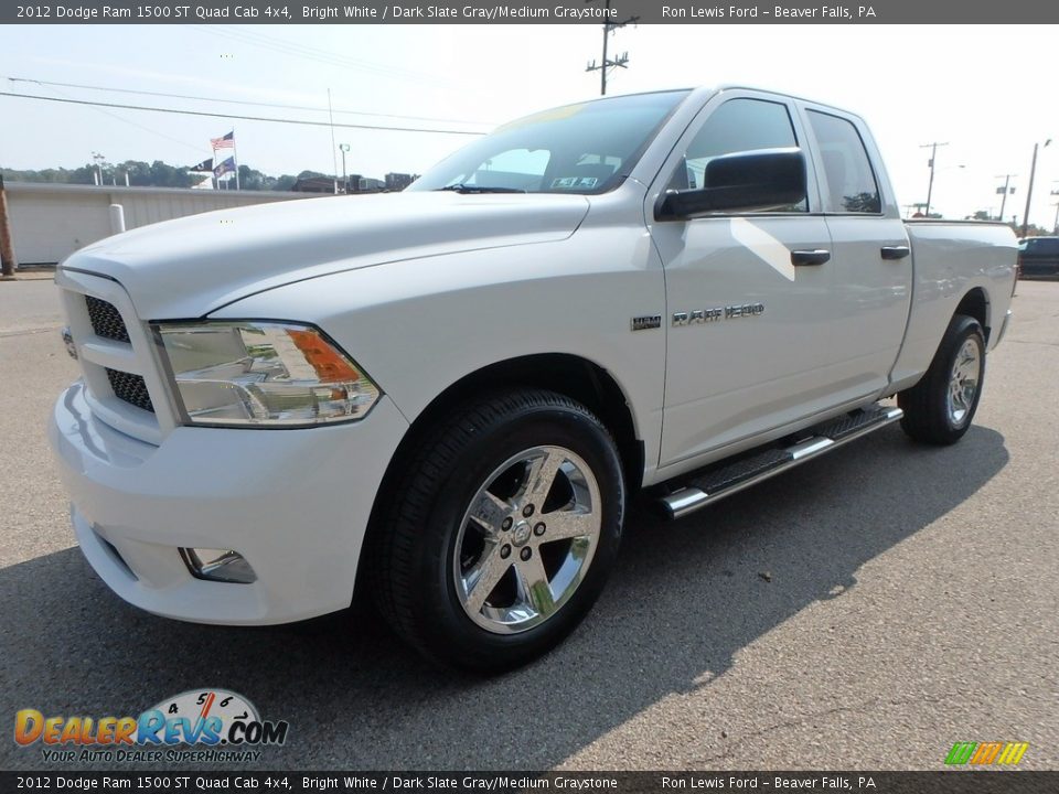 2012 Dodge Ram 1500 ST Quad Cab 4x4 Bright White / Dark Slate Gray/Medium Graystone Photo #6