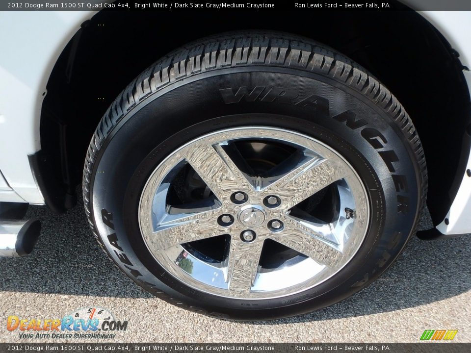 2012 Dodge Ram 1500 ST Quad Cab 4x4 Bright White / Dark Slate Gray/Medium Graystone Photo #9
