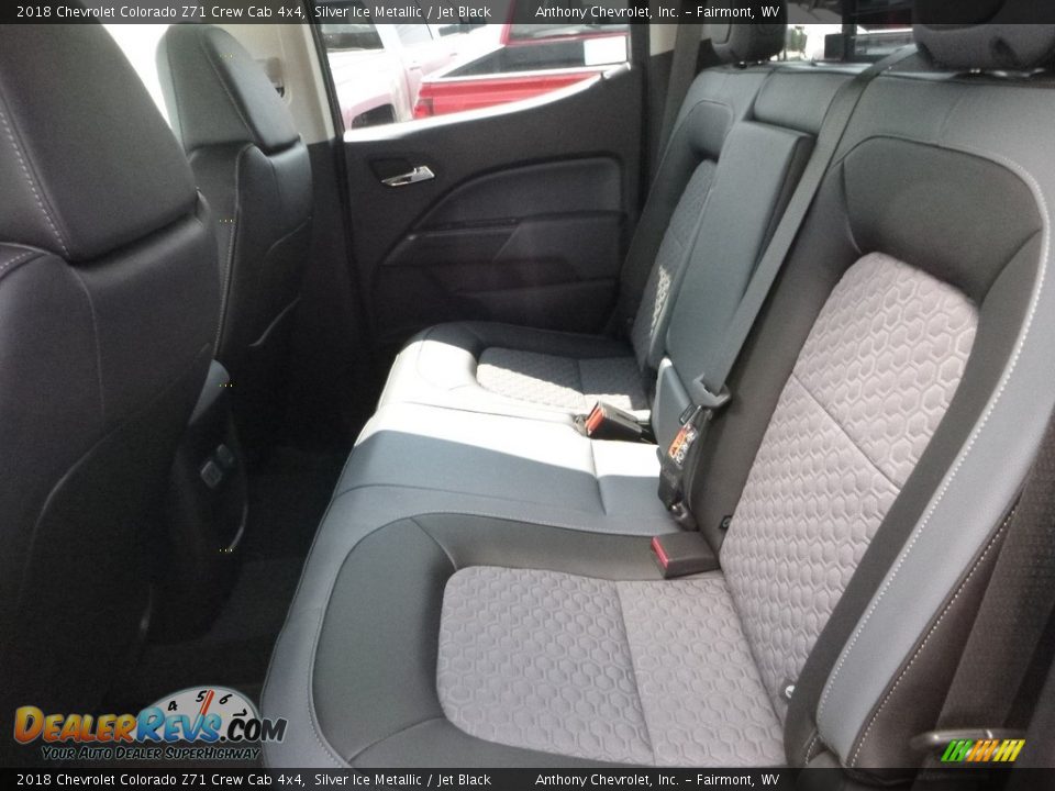 2018 Chevrolet Colorado Z71 Crew Cab 4x4 Silver Ice Metallic / Jet Black Photo #11