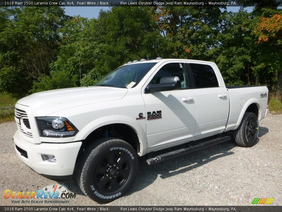 Front 3/4 View of 2018 Ram 2500 Laramie Crew Cab 4x4 Photo #1