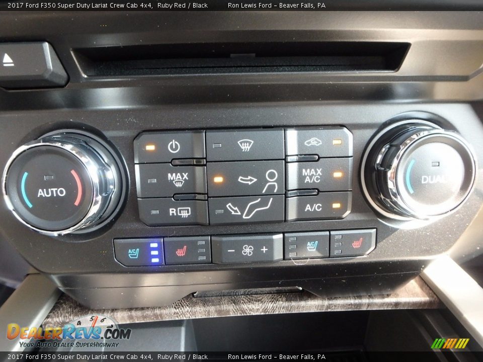 2017 Ford F350 Super Duty Lariat Crew Cab 4x4 Ruby Red / Black Photo #18