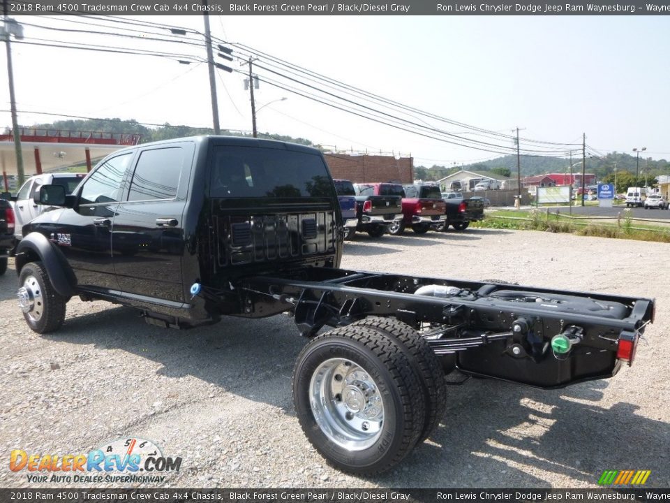 2018 Ram 4500 Tradesman Crew Cab 4x4 Chassis Black Forest Green Pearl / Black/Diesel Gray Photo #3