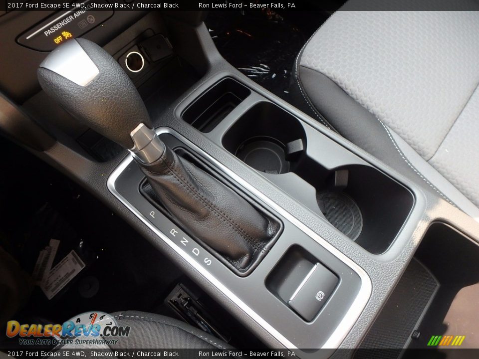 2017 Ford Escape SE 4WD Shadow Black / Charcoal Black Photo #18