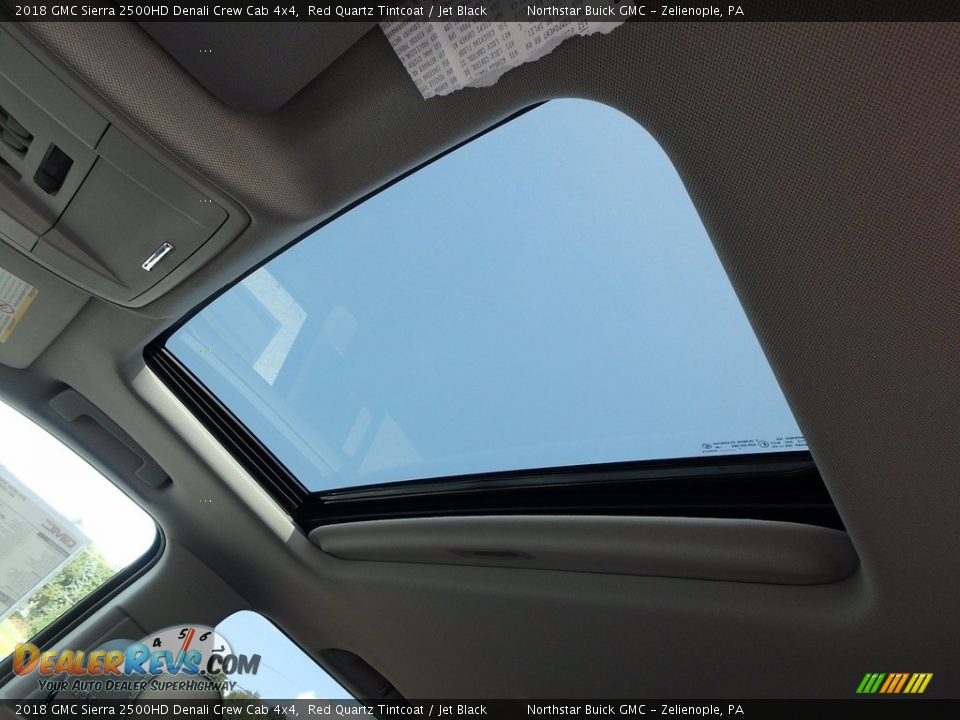 2018 GMC Sierra 2500HD Denali Crew Cab 4x4 Red Quartz Tintcoat / Jet Black Photo #16