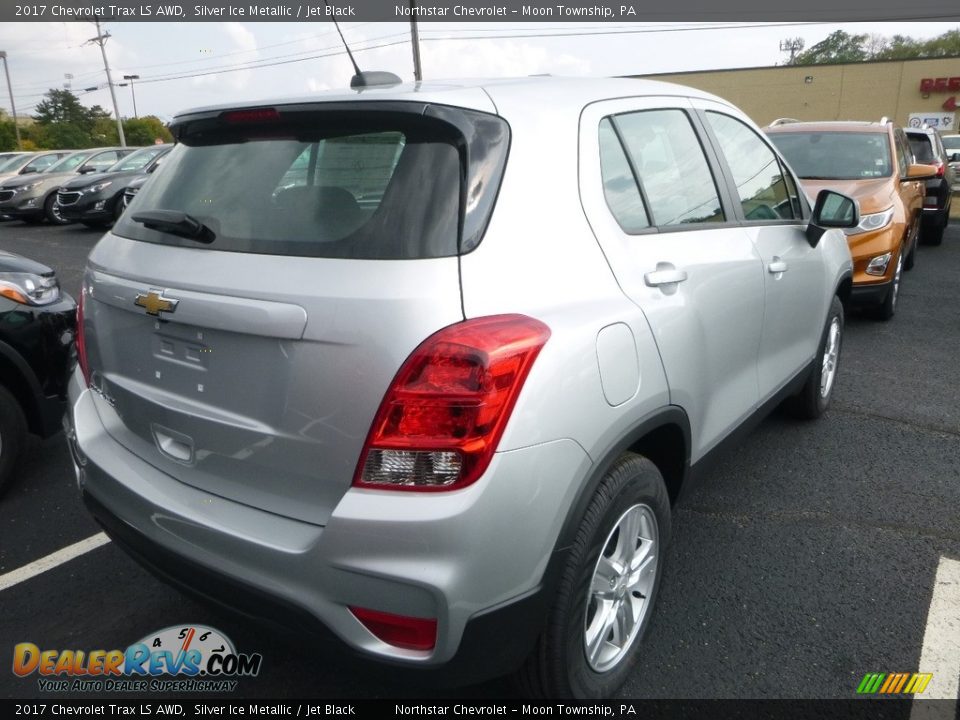 2017 Chevrolet Trax LS AWD Silver Ice Metallic / Jet Black Photo #5