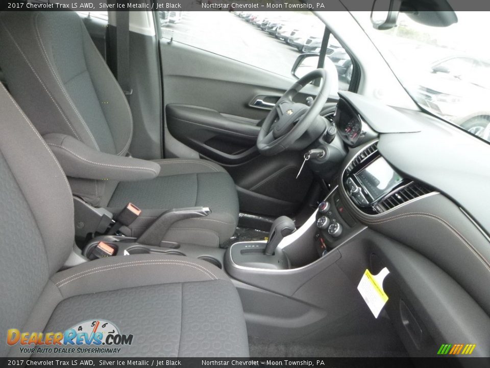 2017 Chevrolet Trax LS AWD Silver Ice Metallic / Jet Black Photo #10