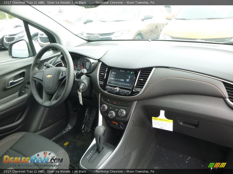 2017 Chevrolet Trax LS AWD Silver Ice Metallic / Jet Black Photo #11