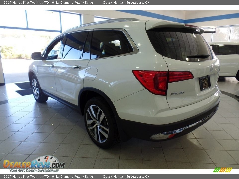 2017 Honda Pilot Touring AWD White Diamond Pearl / Beige Photo #2