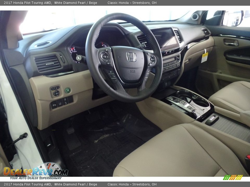 2017 Honda Pilot Touring AWD White Diamond Pearl / Beige Photo #5