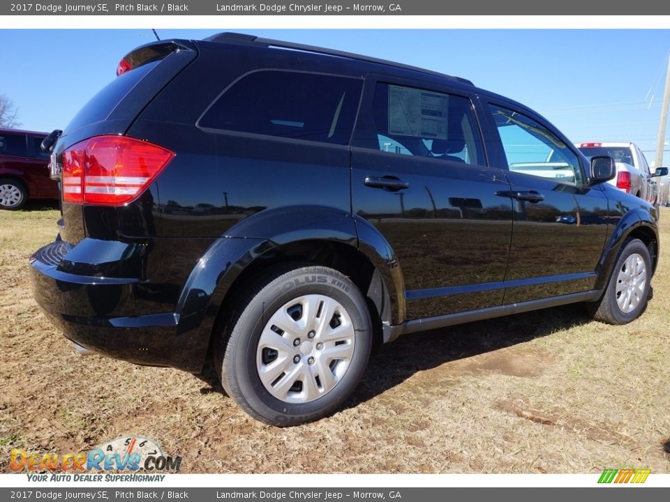 2017 Dodge Journey SE Pitch Black / Black Photo #3