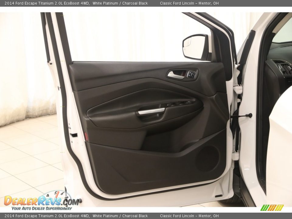 2014 Ford Escape Titanium 2.0L EcoBoost 4WD White Platinum / Charcoal Black Photo #4