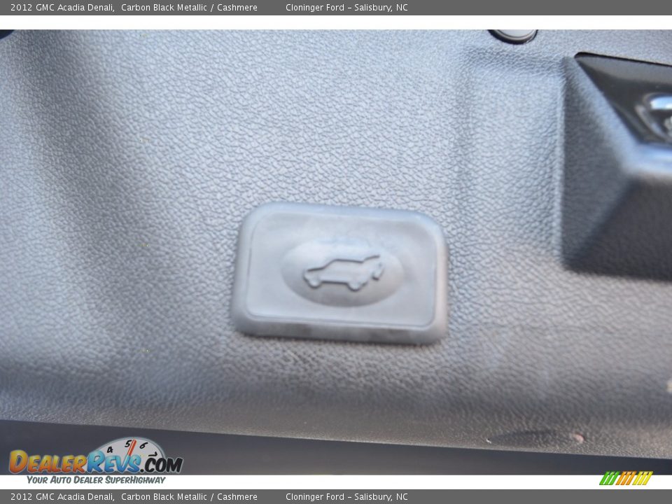 2012 GMC Acadia Denali Carbon Black Metallic / Cashmere Photo #16