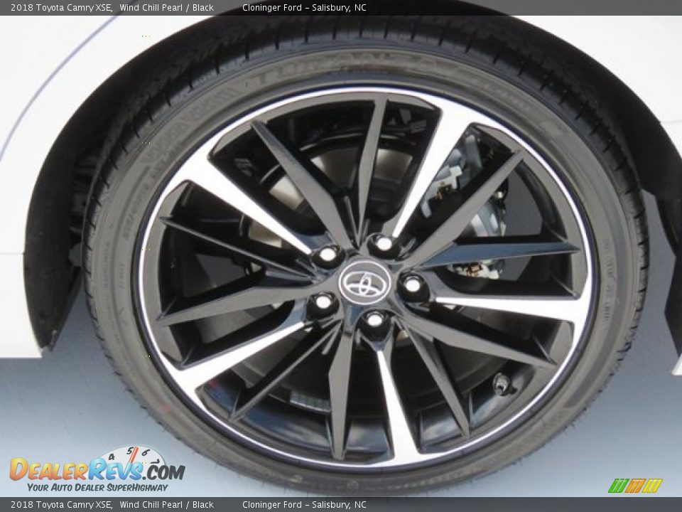 2018 Toyota Camry XSE Wind Chill Pearl / Black Photo #7