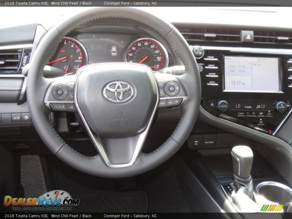 2018 Toyota Camry XSE Wind Chill Pearl / Black Photo #8