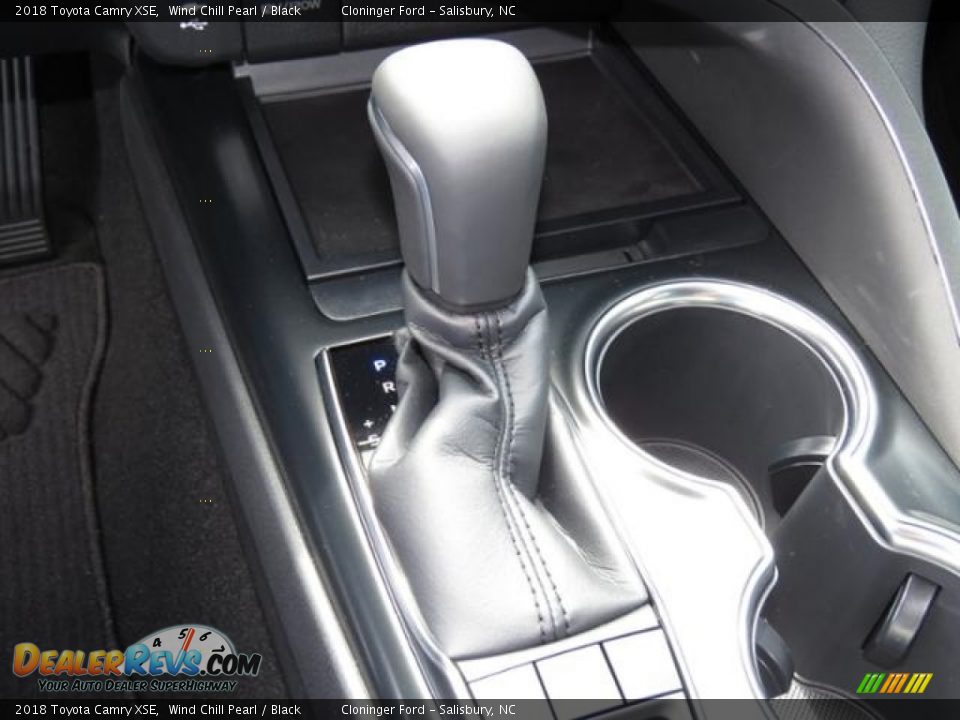2018 Toyota Camry XSE Wind Chill Pearl / Black Photo #18
