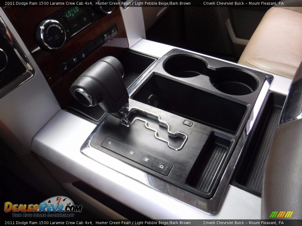 2011 Dodge Ram 1500 Laramie Crew Cab 4x4 Hunter Green Pearl / Light Pebble Beige/Bark Brown Photo #25