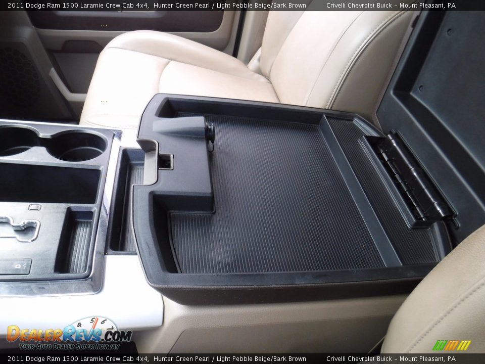 2011 Dodge Ram 1500 Laramie Crew Cab 4x4 Hunter Green Pearl / Light Pebble Beige/Bark Brown Photo #26