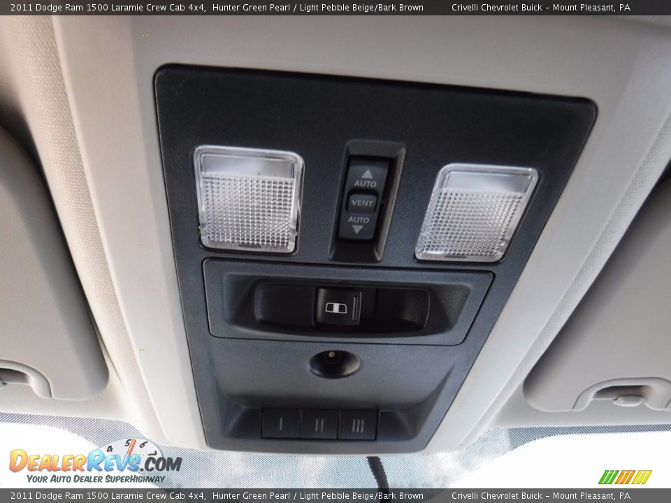 2011 Dodge Ram 1500 Laramie Crew Cab 4x4 Hunter Green Pearl / Light Pebble Beige/Bark Brown Photo #35