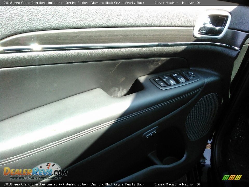 2018 Jeep Grand Cherokee Limited 4x4 Sterling Edition Diamond Black Crystal Pearl / Black Photo #3