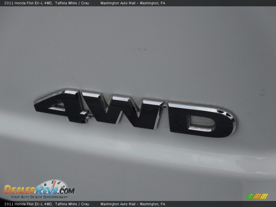 2011 Honda Pilot EX-L 4WD Taffeta White / Gray Photo #10