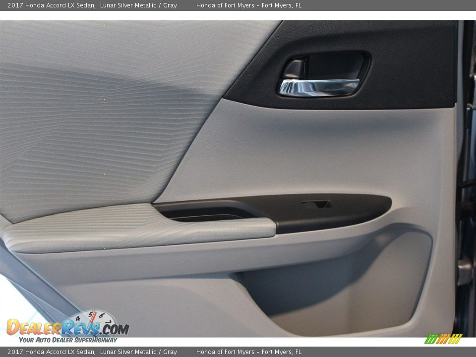 2017 Honda Accord LX Sedan Lunar Silver Metallic / Gray Photo #23