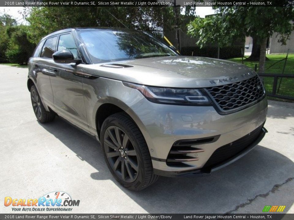 2018 Land Rover Range Rover Velar R Dynamic SE Silicon Silver Metallic / Light Oyster/Ebony Photo #2