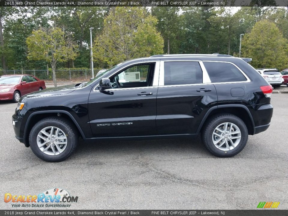 2018 Jeep Grand Cherokee Laredo 4x4 Diamond Black Crystal Pearl / Black Photo #3
