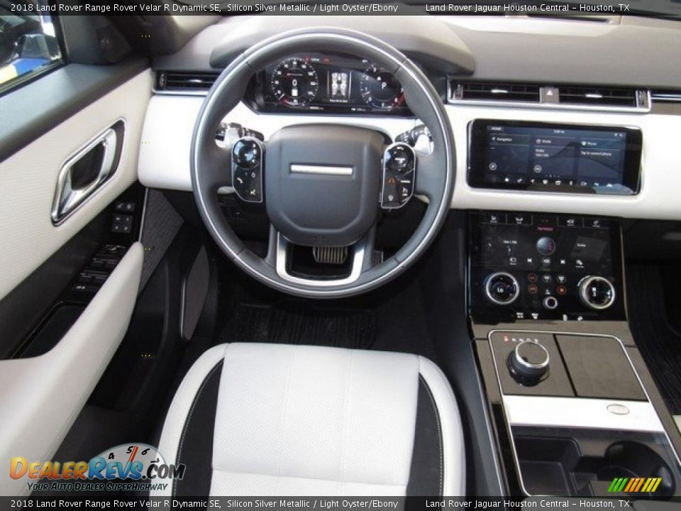 2018 Land Rover Range Rover Velar R Dynamic SE Silicon Silver Metallic / Light Oyster/Ebony Photo #13