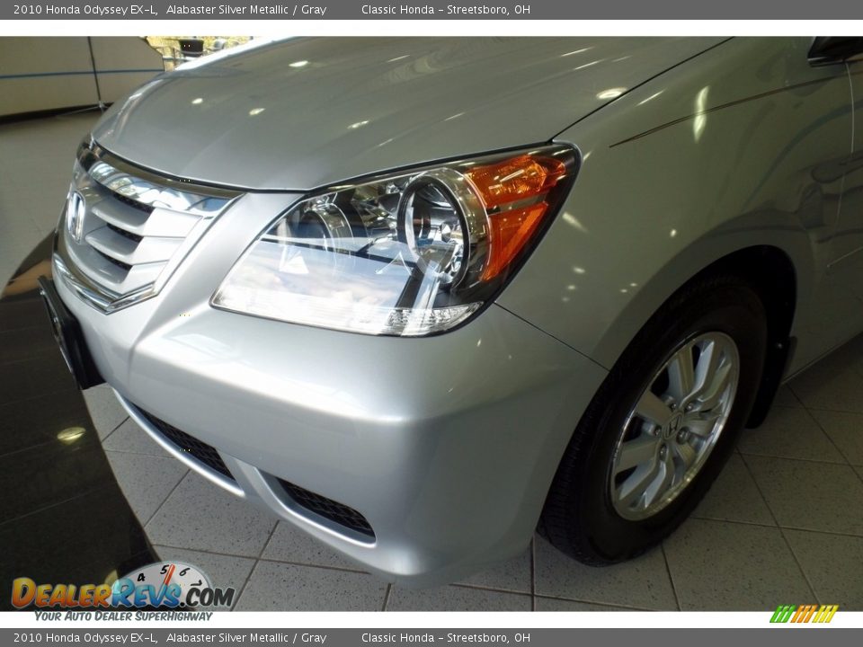 2010 Honda Odyssey EX-L Alabaster Silver Metallic / Gray Photo #5