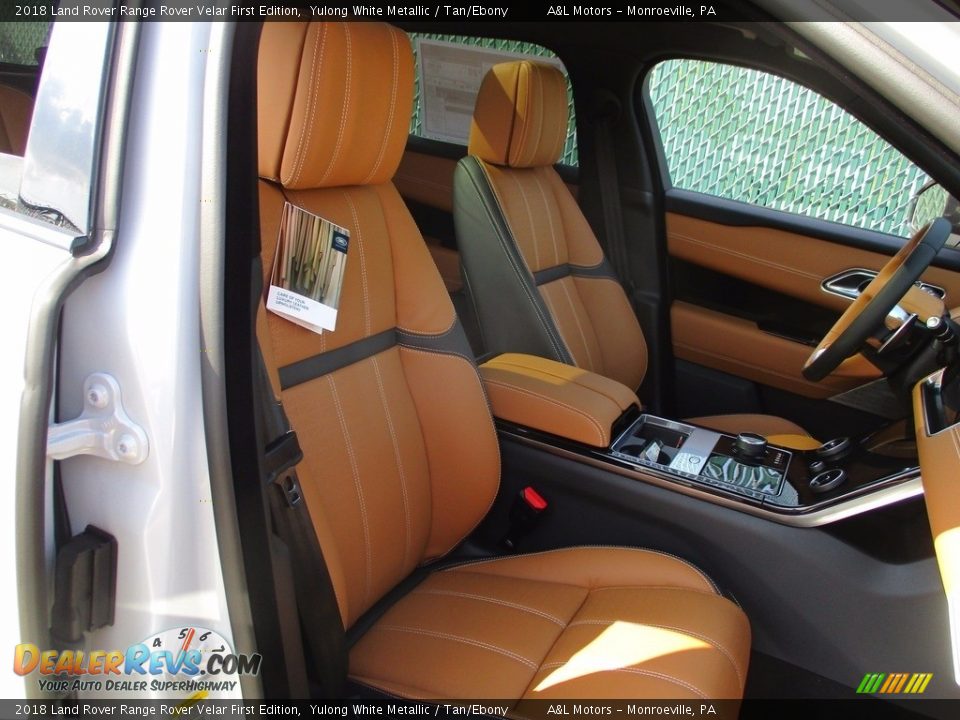 Tan/Ebony Interior - 2018 Land Rover Range Rover Velar First Edition Photo #11