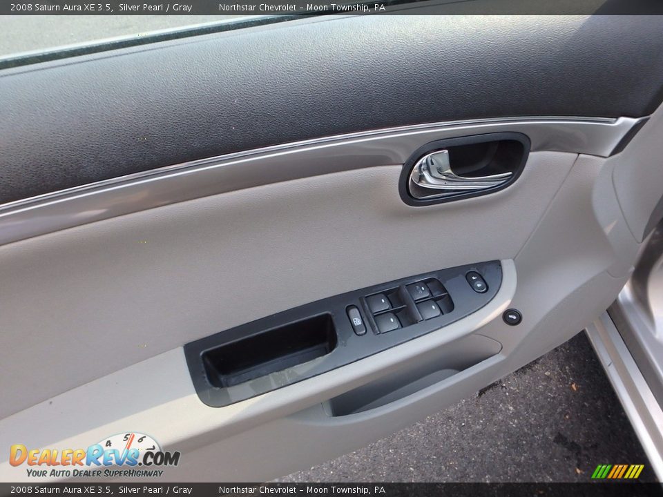 2008 Saturn Aura XE 3.5 Silver Pearl / Gray Photo #11