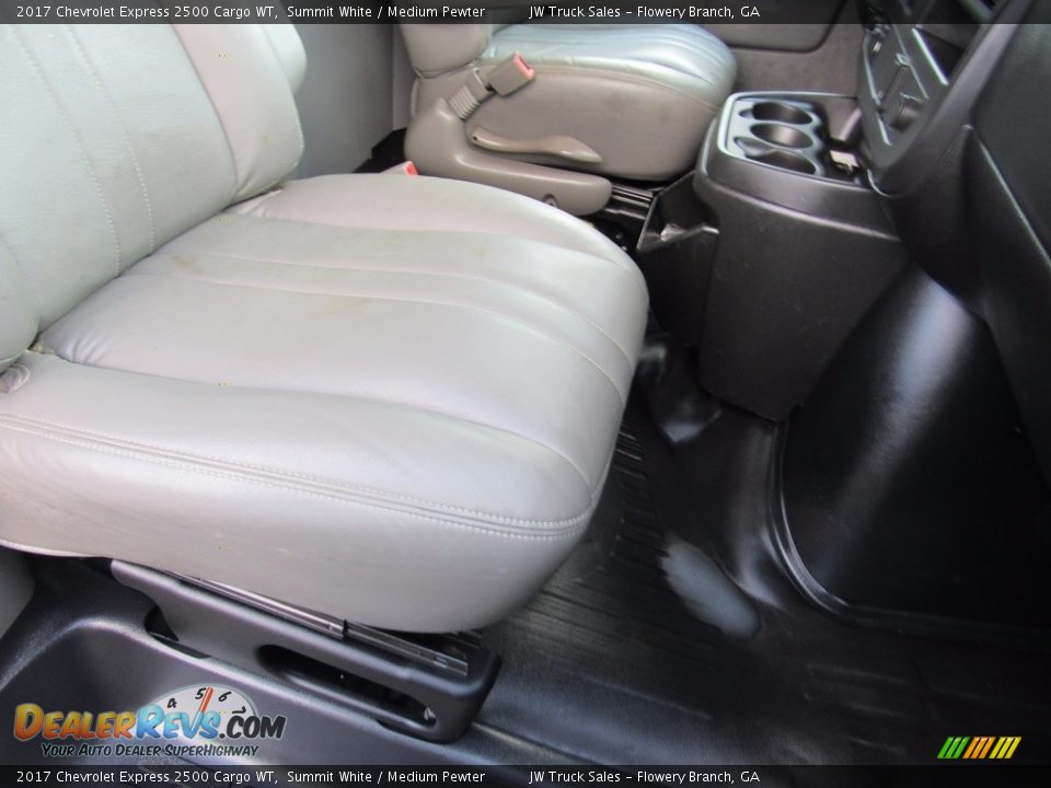 2017 Chevrolet Express 2500 Cargo WT Summit White / Medium Pewter Photo #26