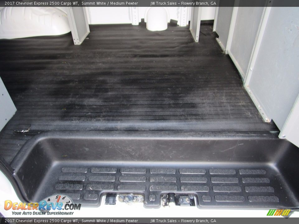 2017 Chevrolet Express 2500 Cargo WT Summit White / Medium Pewter Photo #29