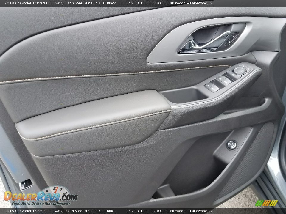 2018 Chevrolet Traverse LT AWD Satin Steel Metallic / Jet Black Photo #8
