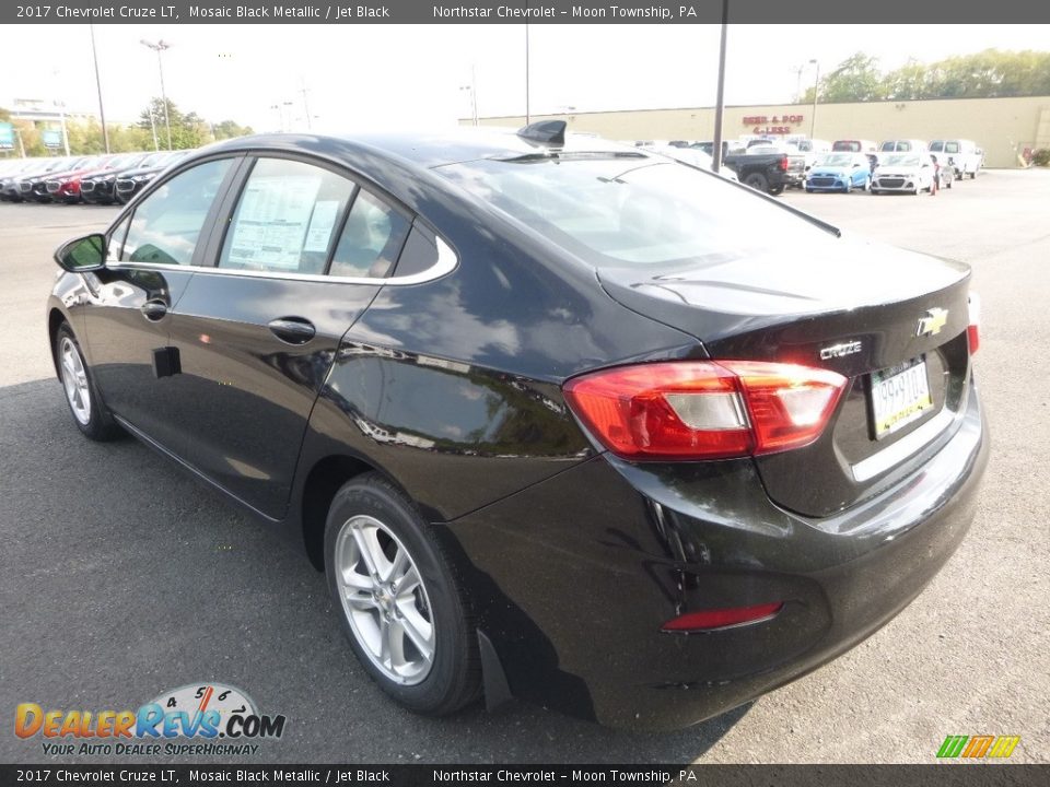 2017 Chevrolet Cruze LT Mosaic Black Metallic / Jet Black Photo #3