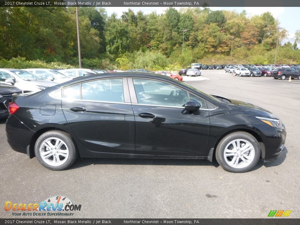 2017 Chevrolet Cruze LT Mosaic Black Metallic / Jet Black Photo #6