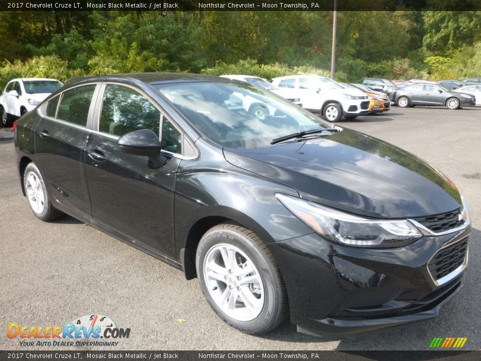 2017 Chevrolet Cruze LT Mosaic Black Metallic / Jet Black Photo #7