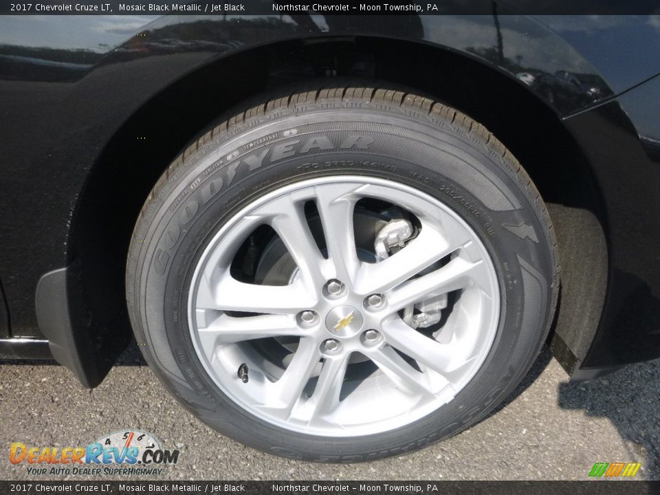 2017 Chevrolet Cruze LT Mosaic Black Metallic / Jet Black Photo #9