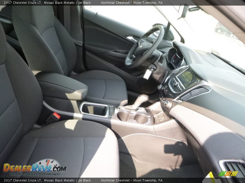 2017 Chevrolet Cruze LT Mosaic Black Metallic / Jet Black Photo #11
