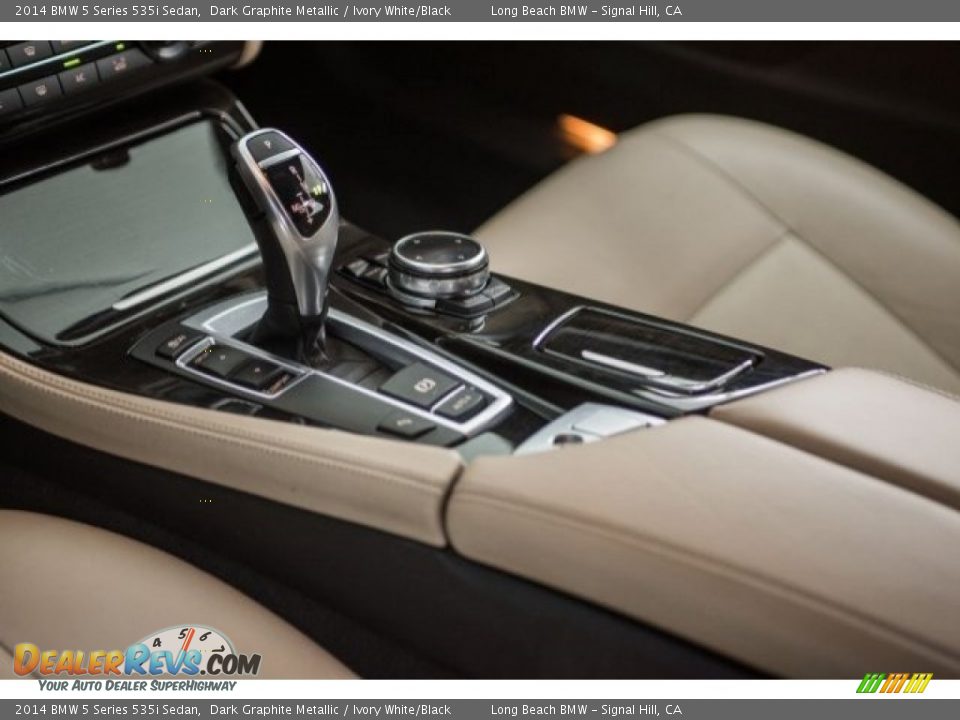 2014 BMW 5 Series 535i Sedan Dark Graphite Metallic / Ivory White/Black Photo #16