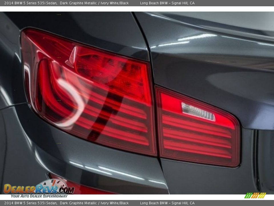 2014 BMW 5 Series 535i Sedan Dark Graphite Metallic / Ivory White/Black Photo #22