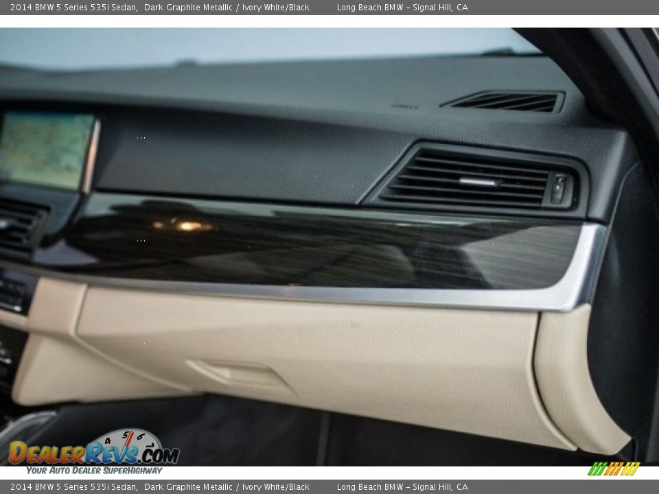 2014 BMW 5 Series 535i Sedan Dark Graphite Metallic / Ivory White/Black Photo #24