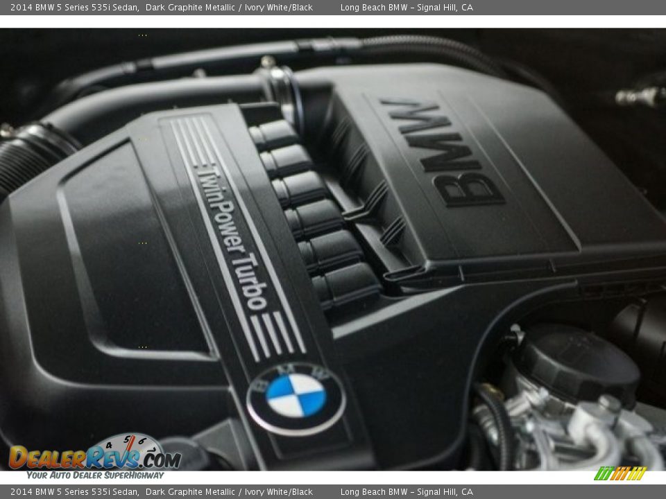 2014 BMW 5 Series 535i Sedan Dark Graphite Metallic / Ivory White/Black Photo #26