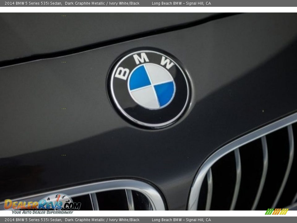 2014 BMW 5 Series 535i Sedan Dark Graphite Metallic / Ivory White/Black Photo #28