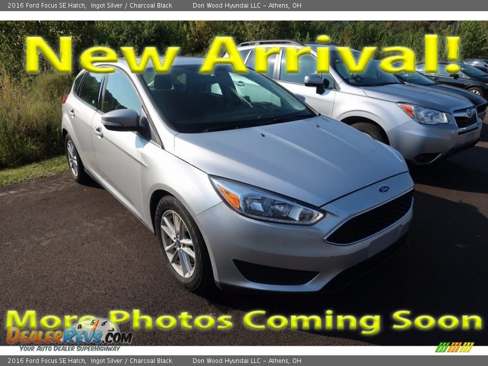 2016 Ford Focus SE Hatch Ingot Silver / Charcoal Black Photo #1
