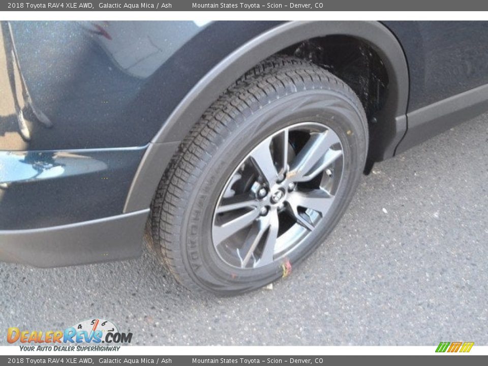 2018 Toyota RAV4 XLE AWD Wheel Photo #9